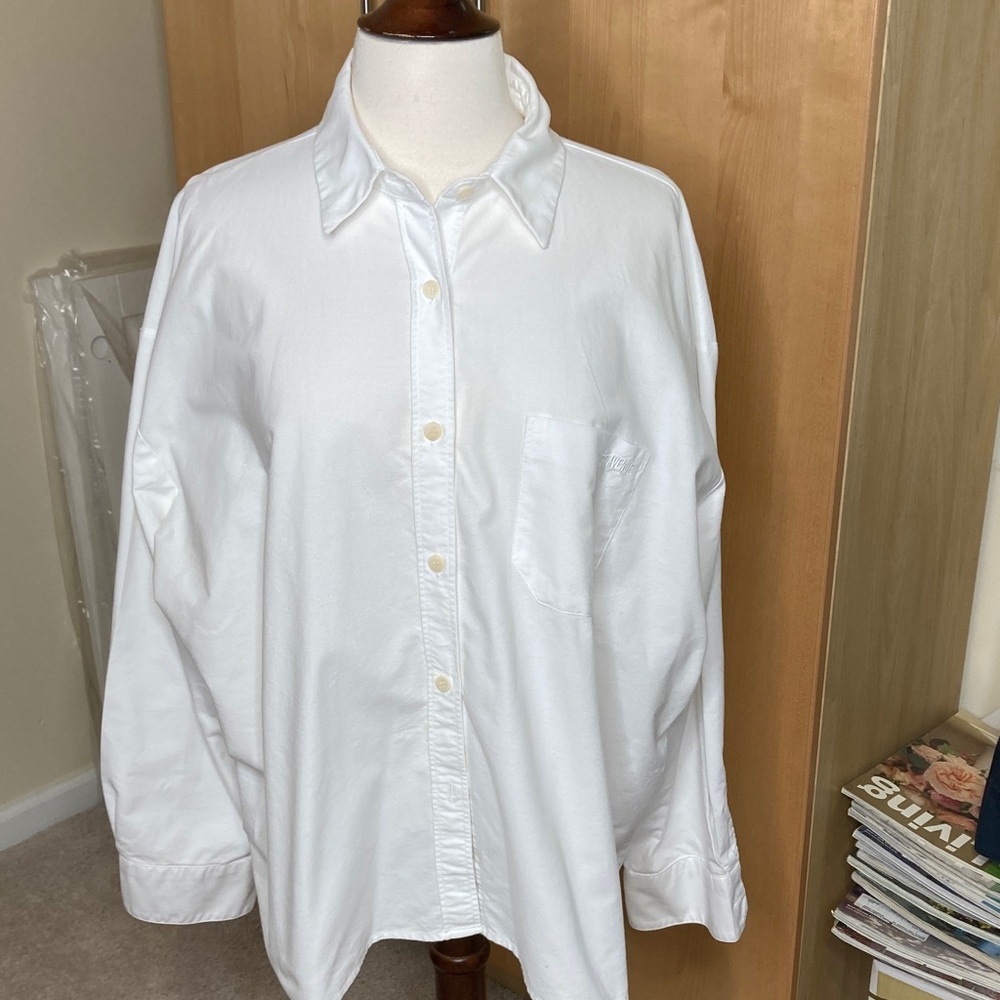 Djerf Avenue Breezy Shirt White Button Down